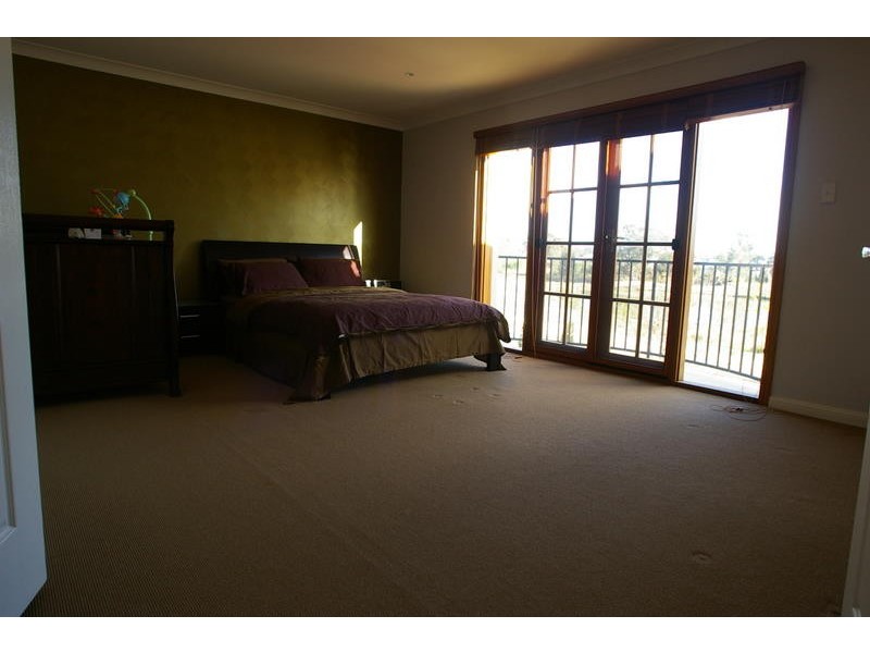 61 Sir Warwick Fairfax Drive, Harrington Park NSW 2567