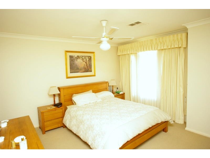 18 Carabeely Place, Harrington Park NSW 2567