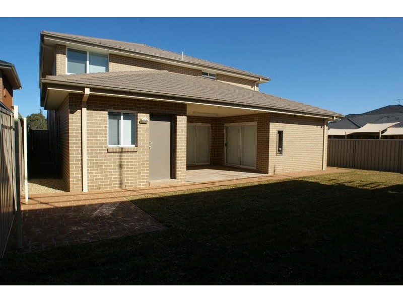 103 Sir Warwick Fairfax Drive, Harrington Park NSW 2567