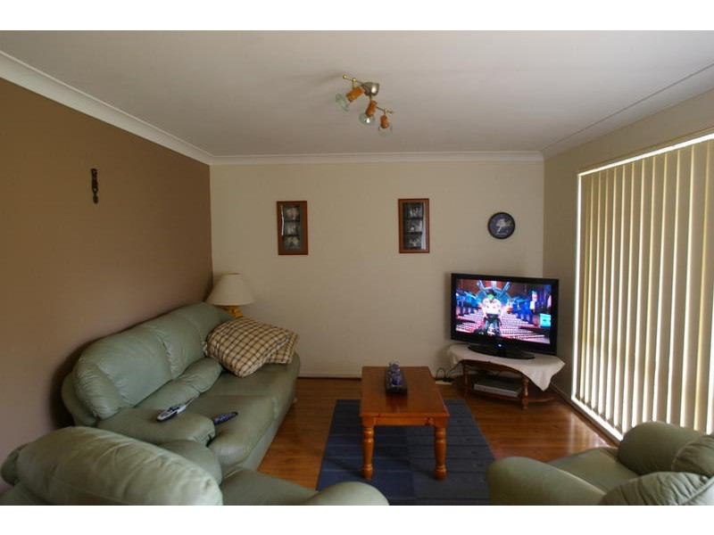 70 Tramway Drive, Currans Hill NSW 2567
