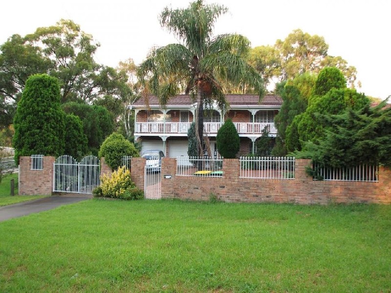 167 Henry Lawson Drive, Georges Hall NSW 2198