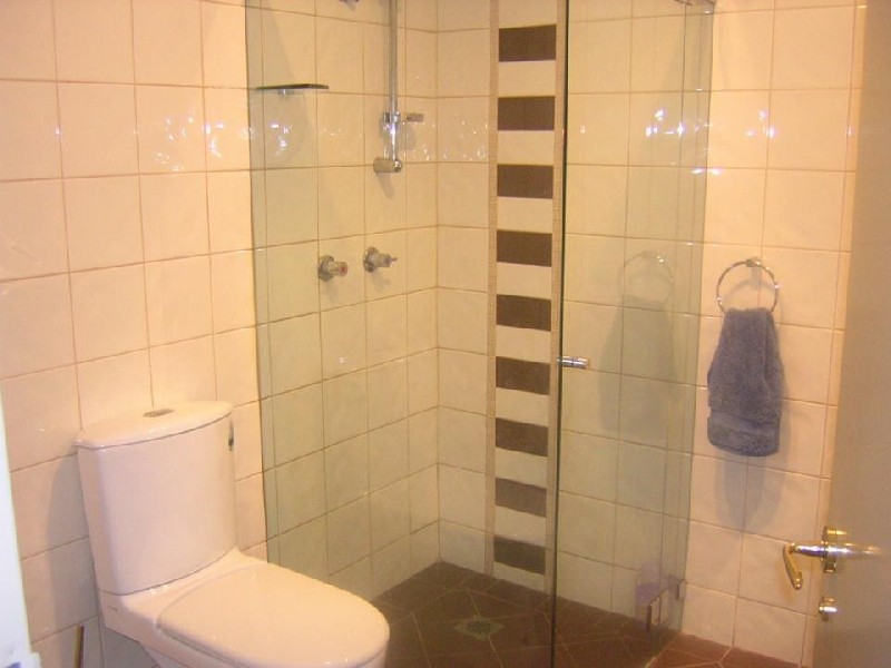 1 Gungah Bay Rd, Oatley NSW 2223