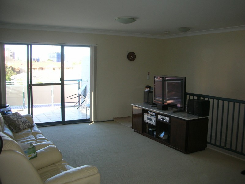 8/52 Woniora Rd, Hurstville NSW 2220