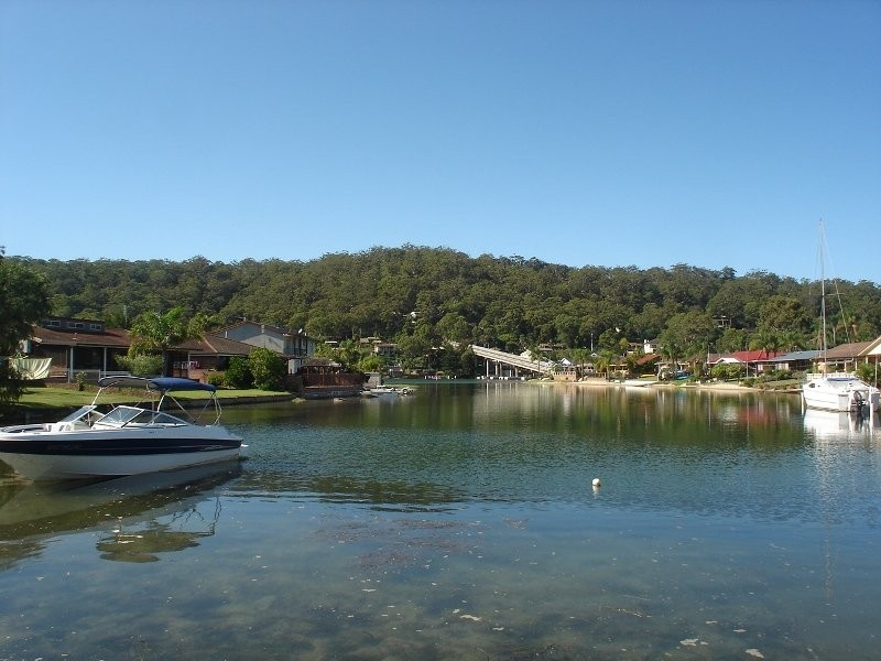 5 Barracouta Ave, St Huberts Island NSW 2257