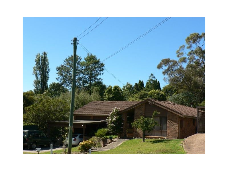 9 Forest Glen Rd, Woodford NSW 2778