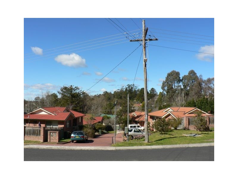 B/27 WINBOURNE ROAD, Hazelbrook NSW 2779