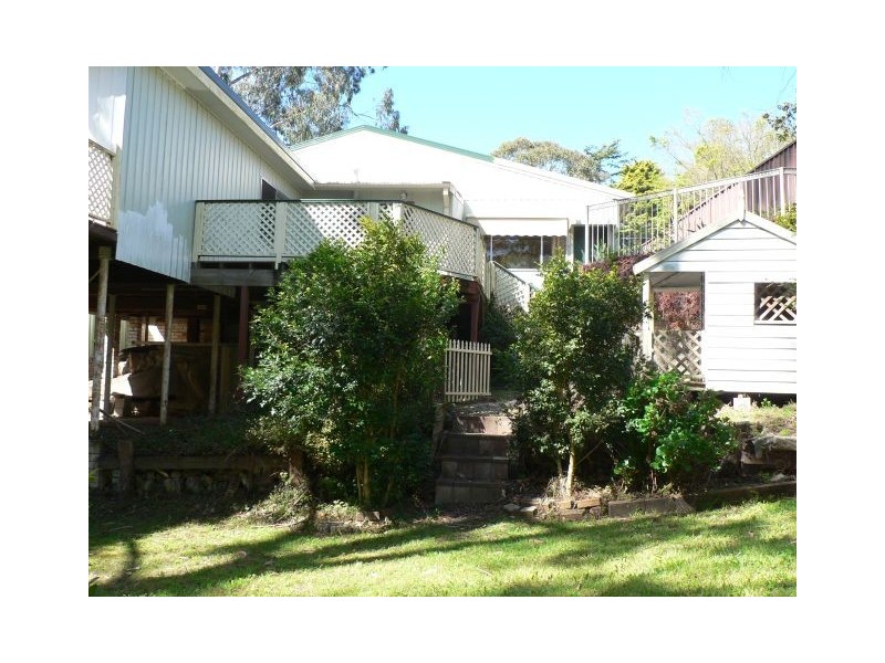 16 Oaklands Road, Hazelbrook NSW 2779