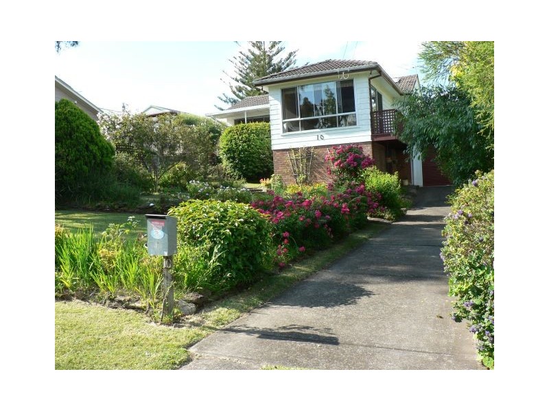 10 Parker Street, Woodford NSW 2778