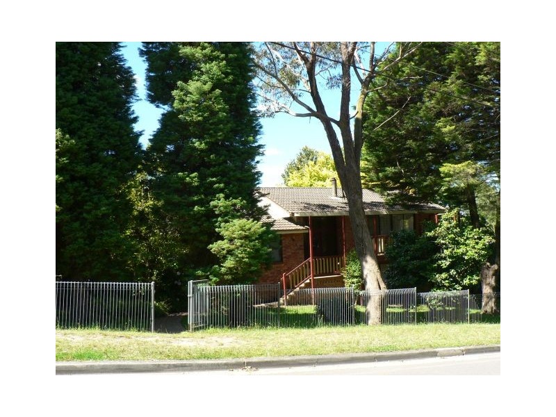 1 ALBERT ROAD, Hazelbrook NSW 2779