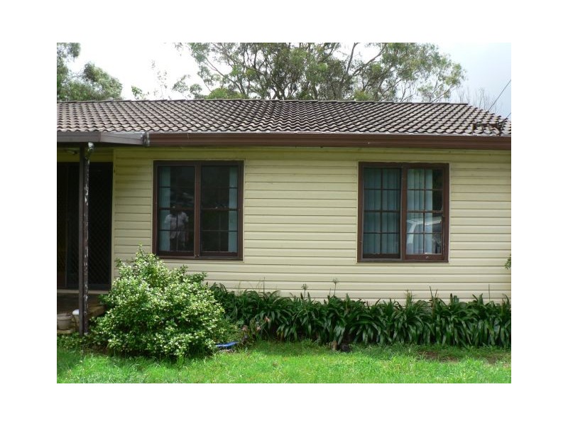 16 Hilltop Ave, Hazelbrook NSW 2779