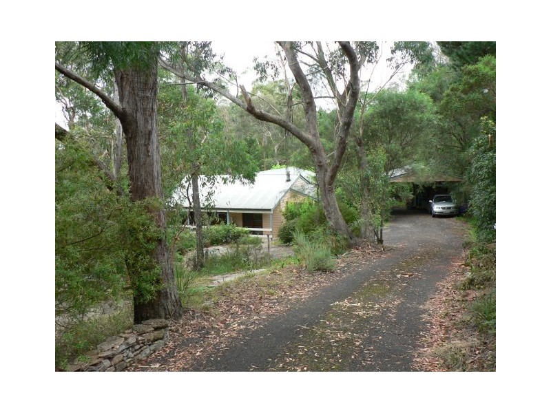 142 Valley Road, Hazelbrook NSW 2779