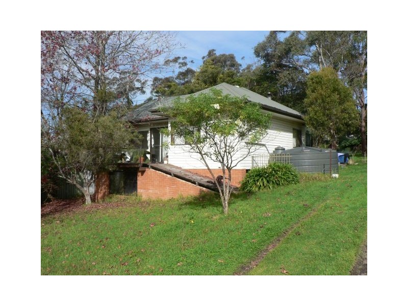5 Forest Glen Road, Woodford NSW 2778
