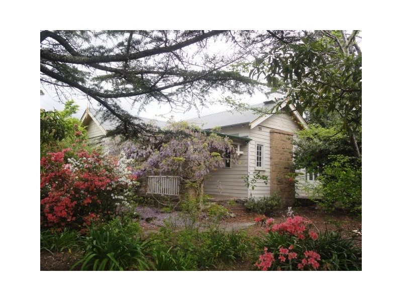 2 OLD BATHURST ROAD, Woodford NSW 2778