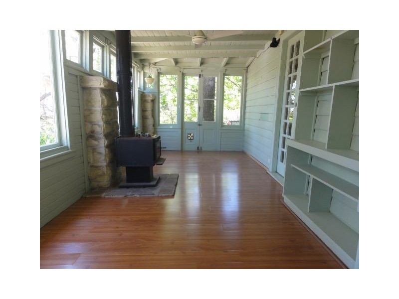 2 OLD BATHURST ROAD, Woodford NSW 2778