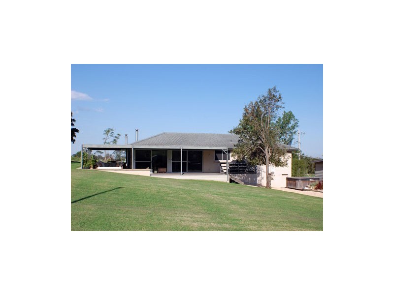 65 Grahams Road, Meroo Meadow NSW 2540