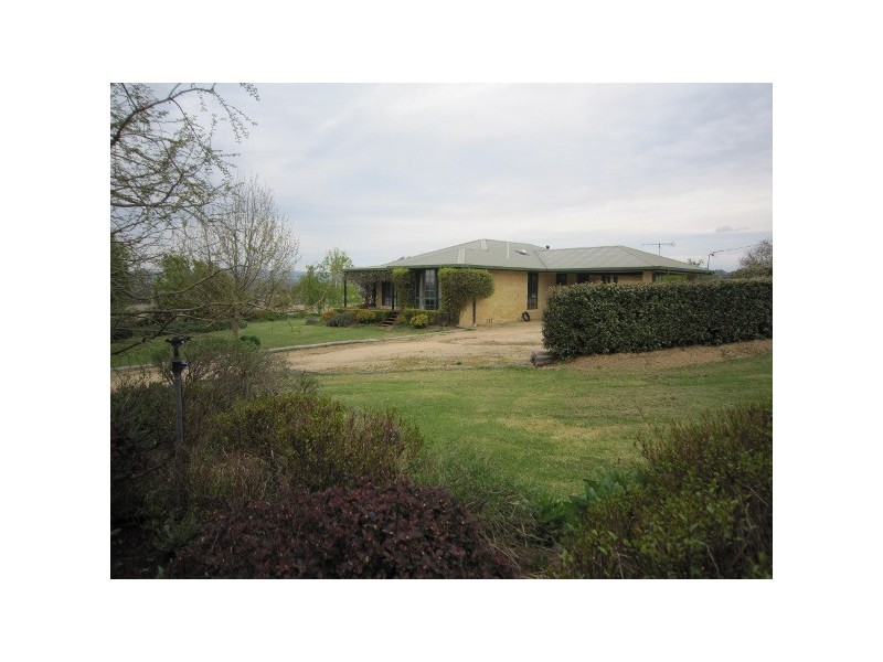 3291 New England Highway, Deepwater NSW 2371