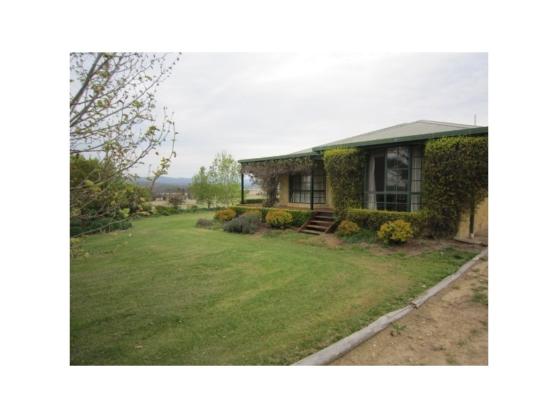 3291 New England Highway, Deepwater NSW 2371
