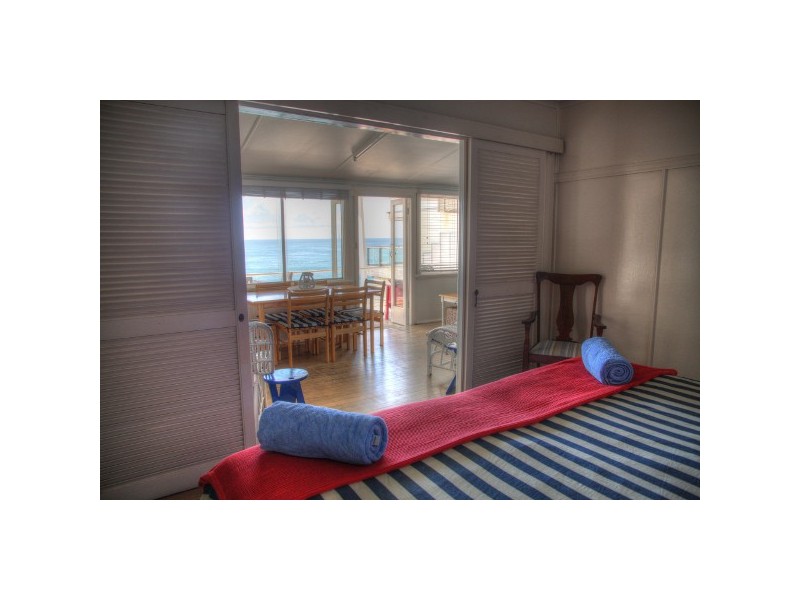 4 Ocean Street, Yamba NSW 2464