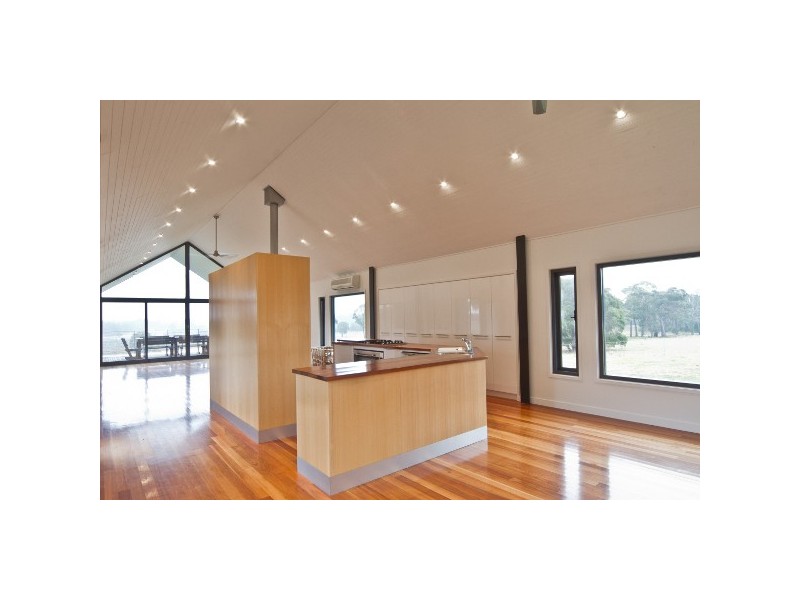“Highland Park” 1338 Highland Way, Wingello NSW 2579