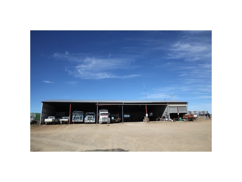 “Macintyre Station” 86 Macintyre Station Road, Bukkulla NSW 2360