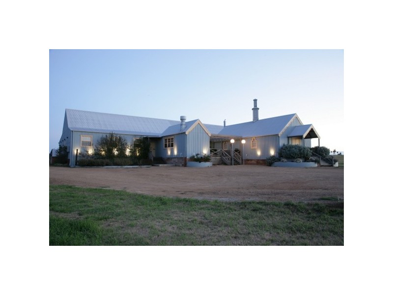 “Mona” 140 Little River Road, Braidwood NSW 2622