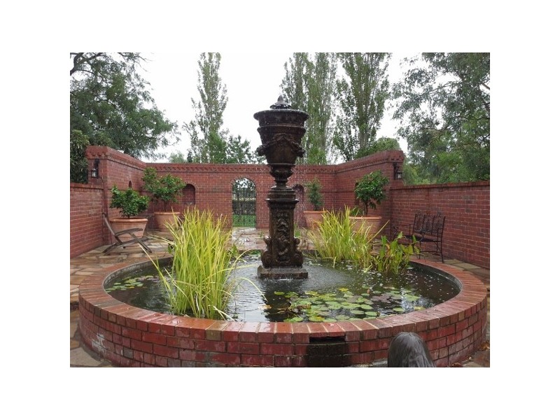 “Bongalong” 612 Finlays Lane, Muttama NSW 2722