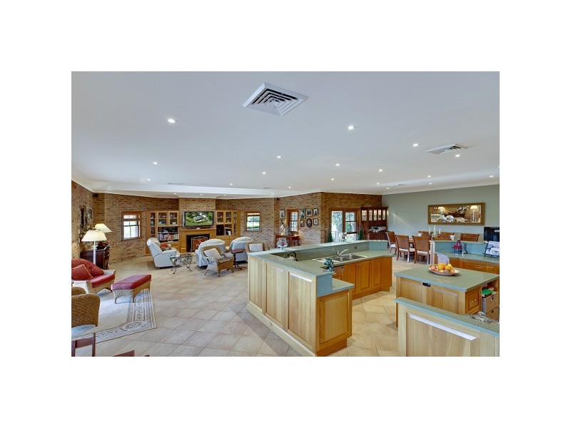 “Tinnenburra” 1451 Mulgoa Road, Mulgoa NSW 2745