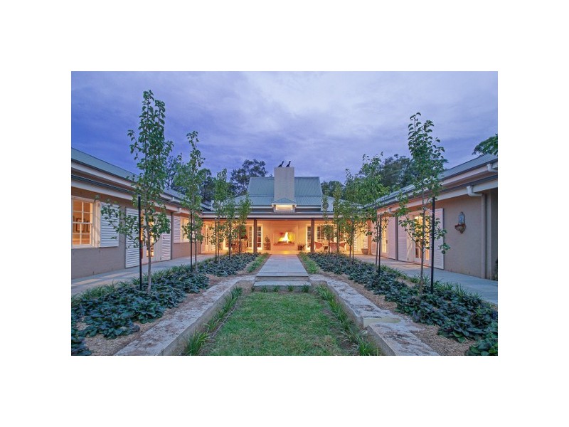 “Hillside” 64 Marrowbone Road, Pokolbin NSW 2320