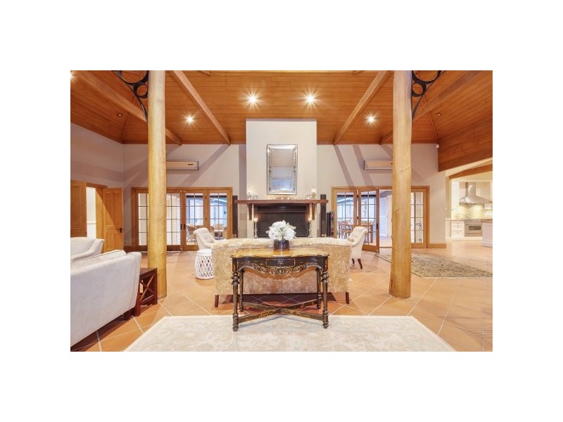 “Hillside” 64 Marrowbone Road, Pokolbin NSW 2320