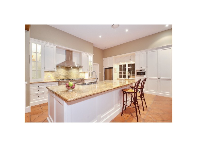 “Hillside” 64 Marrowbone Road, Pokolbin NSW 2320