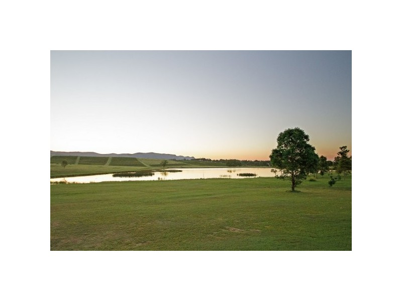 “Hillside” 64 Marrowbone Road, Pokolbin NSW 2320