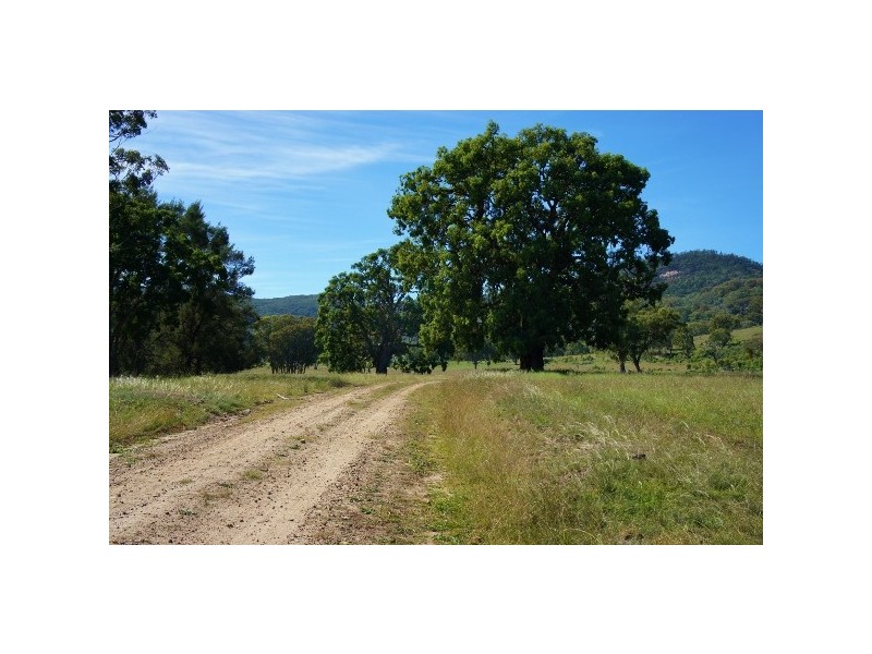 “Spring Valley” 384 Dry Creek Road, Bundarra NSW 2359