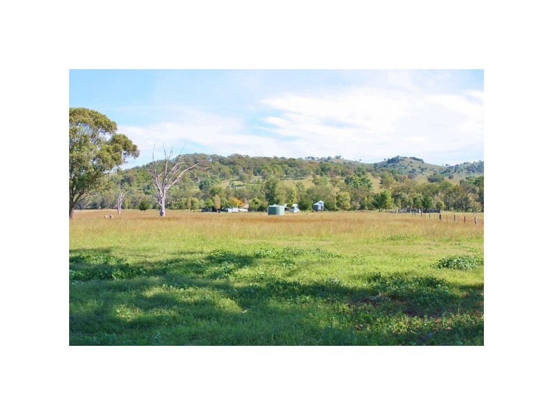 “Spring Valley” 384 Dry Creek Road, Bundarra NSW 2359