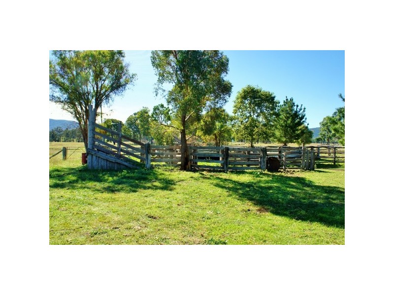 “Spring Valley” 384 Dry Creek Road, Bundarra NSW 2359