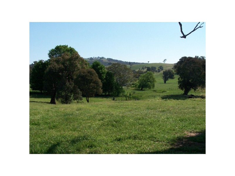 “Davislea” 2076 Taylors Flat Road, Boorowa NSW 2586