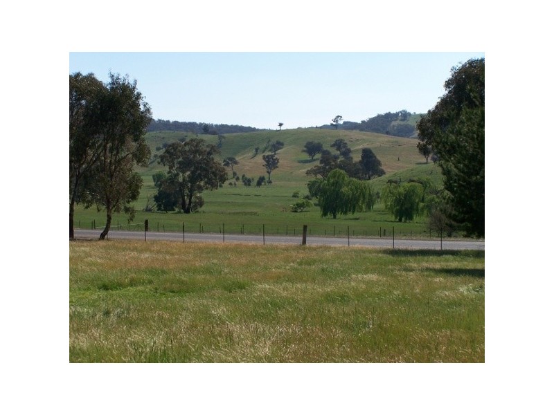 “Davislea” 2076 Taylors Flat Road, Boorowa NSW 2586