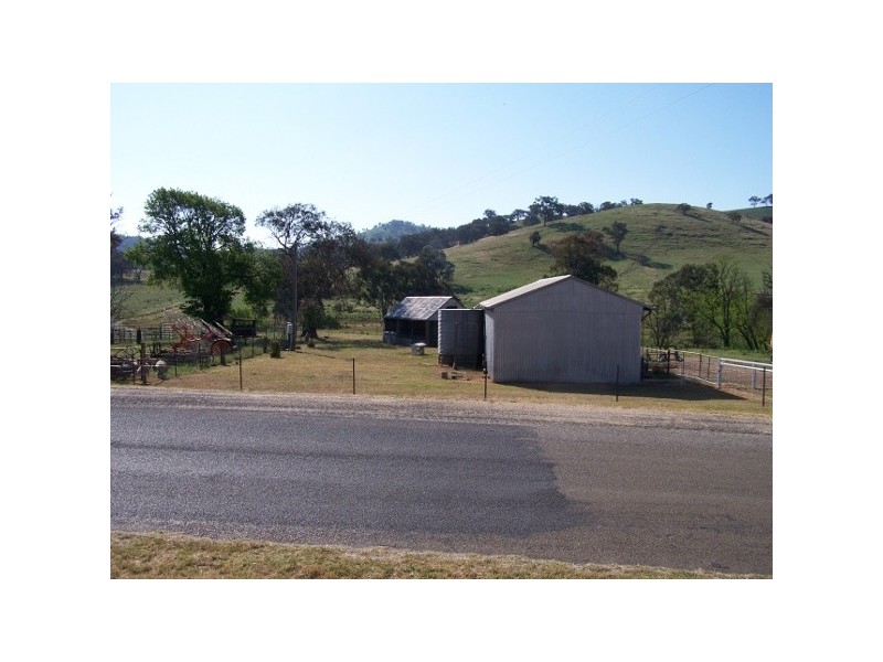 “Davislea” 2076 Taylors Flat Road, Boorowa NSW 2586