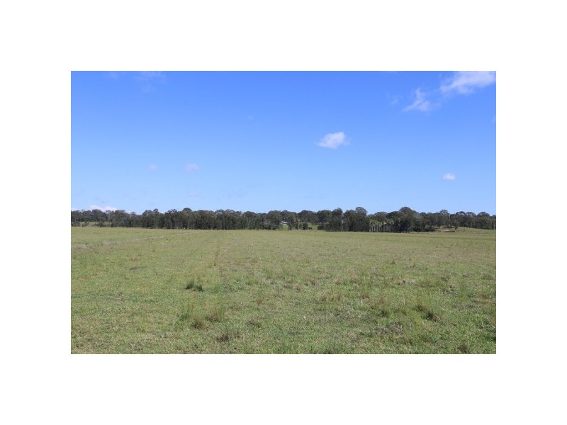 “Clarence Peak” 869 Brooms Head, Taloumbi NSW 2463