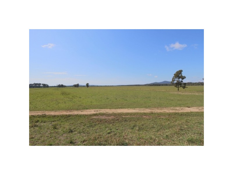 “Clarence Peak” 869 Brooms Head, Taloumbi NSW 2463