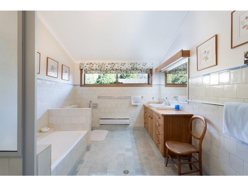 “Mandalay” 90 Old Highway, Narooma NSW 2546