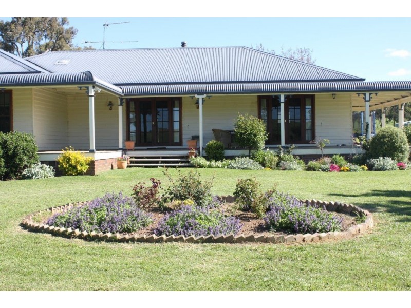 “Romani” 742 Bendemeer Road, Kingstown NSW 2358