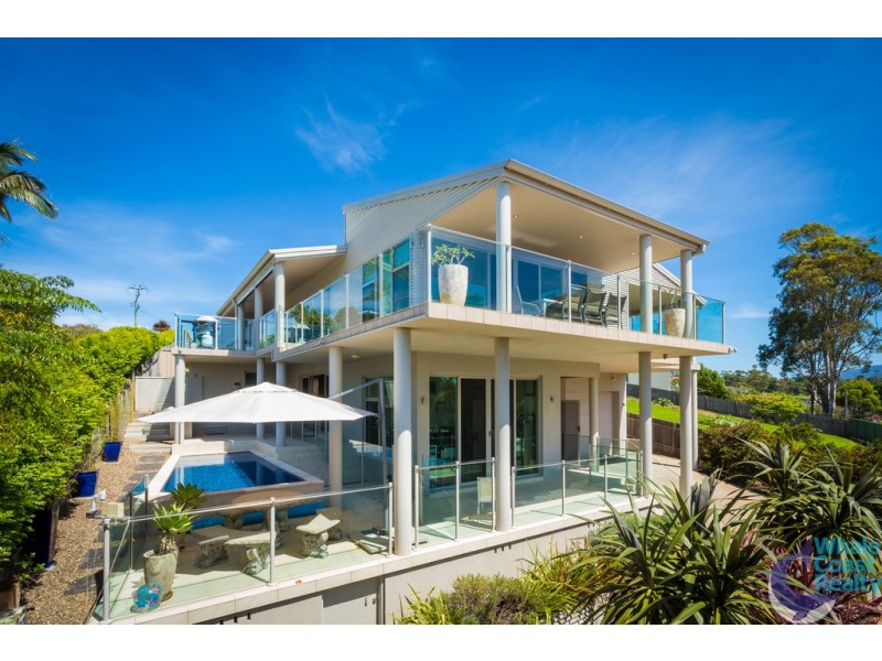 12 Thompsons Lane, Narooma NSW 2546