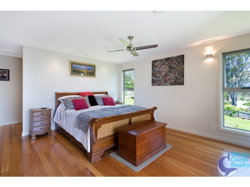 12 Thompsons Lane, Narooma NSW 2546