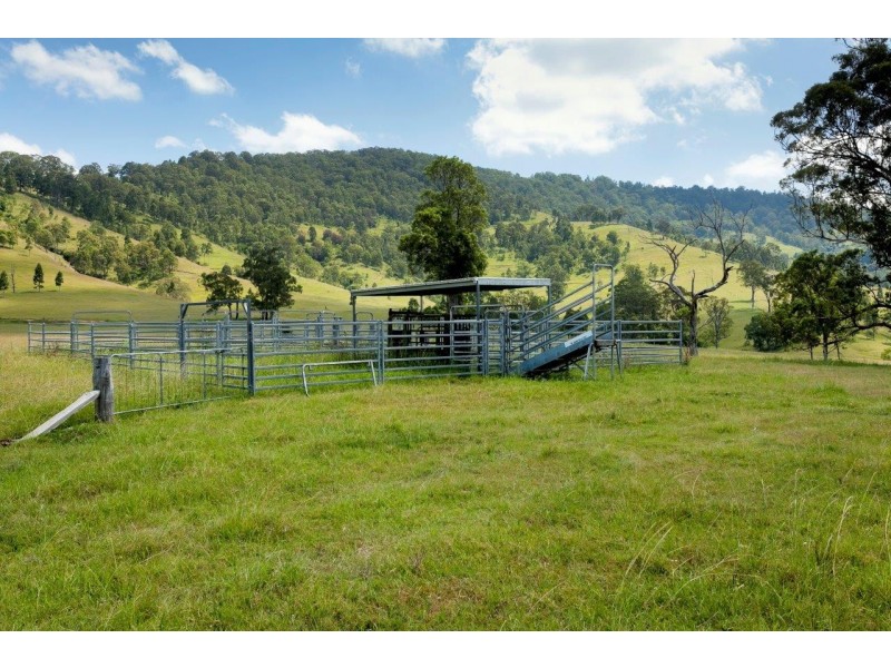 “Rossfield” 1391 Allyn River Road, East Gresford NSW 2311