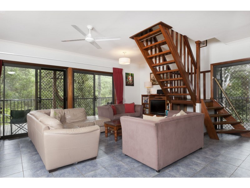 “Gully Falls House” 253 Wangat Trig Road, Dungog NSW 2420