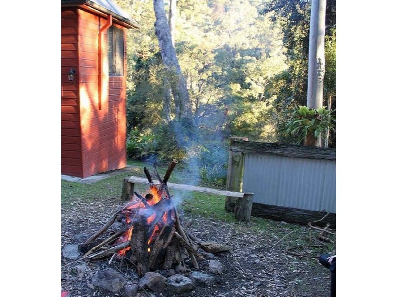 “Gully Falls House” 253 Wangat Trig Road, Dungog NSW 2420