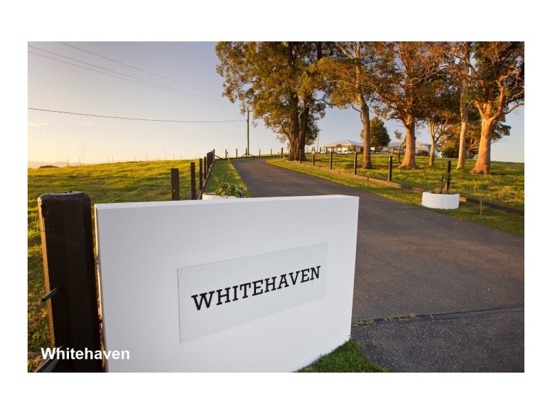 20 Surbiton Place, Mitchells Island NSW 2430