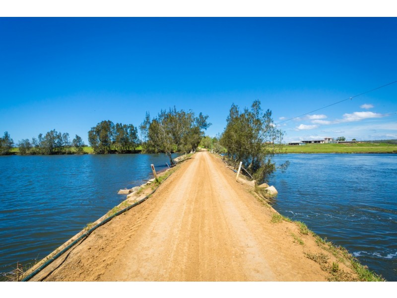 106 Coopers Island Road, Bodalla NSW 2545