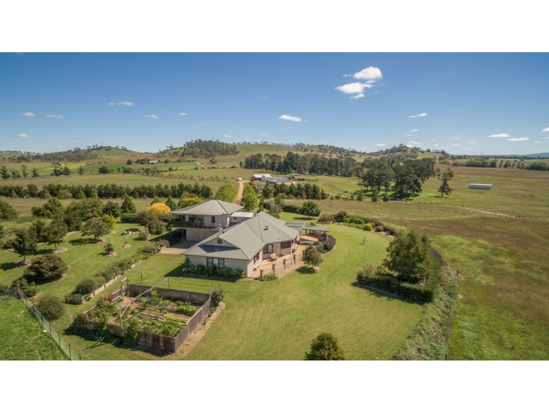 703 Dangarsleigh Road, Armidale NSW 2350