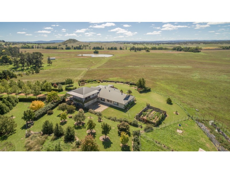 703 Dangarsleigh Road, Armidale NSW 2350